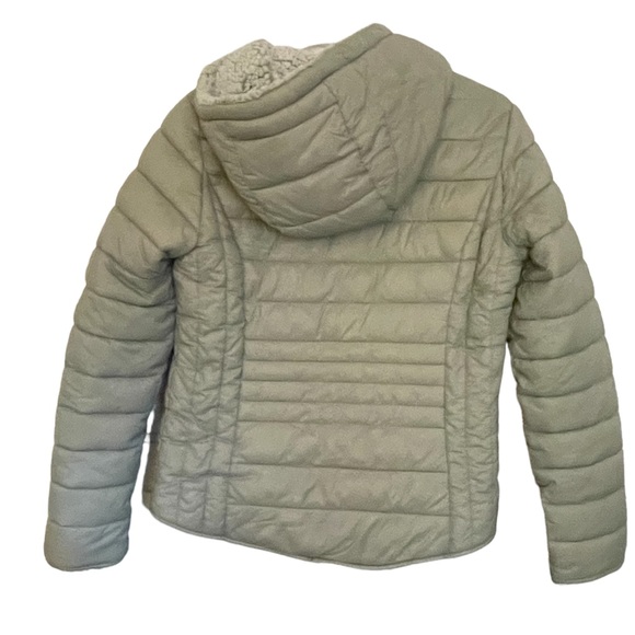 Womens Love Tree Celery Green Reversible Puffer/ Soft Sherpa Winter Coat, Medium - Picture 2 of 9